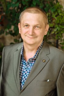 Вихров Алексей Анатольевич.